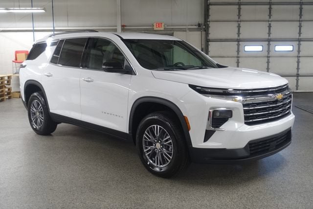 2026 Chevrolet Traverse LT in Summit White — front three-quarter view