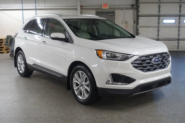 2020 Ford Edge Titanium in Other — front three-quarter view