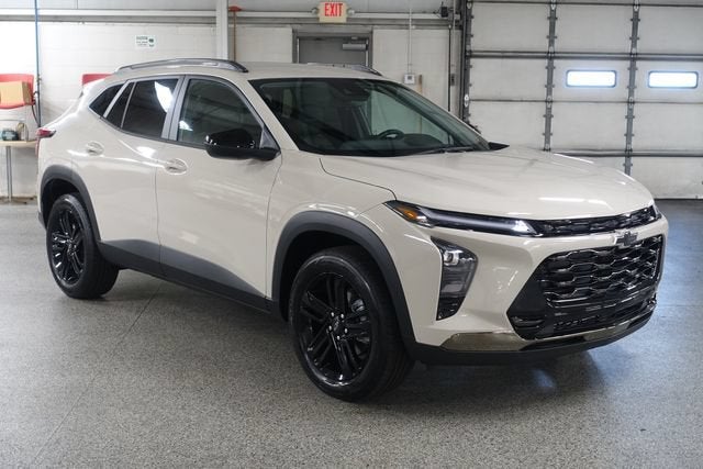 2026 Chevrolet Trax ACTIV in White Sands — front three-quarter view